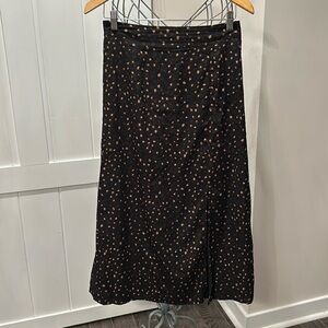 NWOT lovely soft skirt